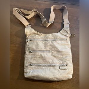 Baggallini crossbody shoulder bag purse
